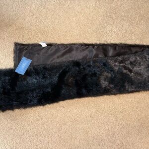 Simply Vera Vera Wang Black Faux Fur Scarf